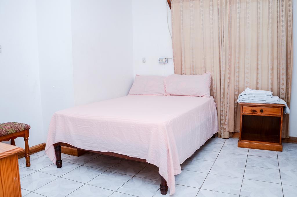 Vanvilla Guest House Negril Ruang foto